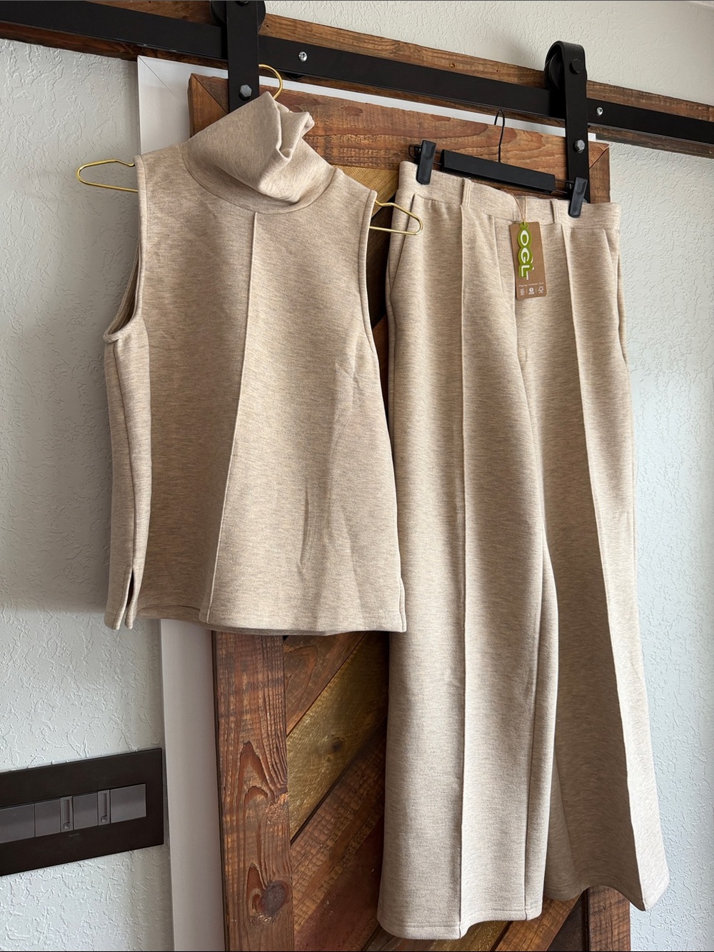 OGL NEW NWT M medium Sleeveless Turtleneck Top Wide-Leg Pants lounge Set